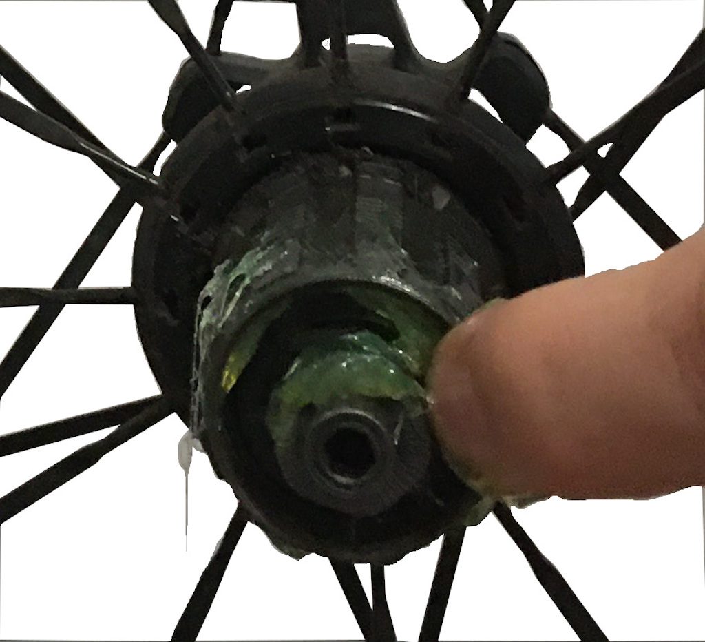 How to disassemble and mount a cassette?