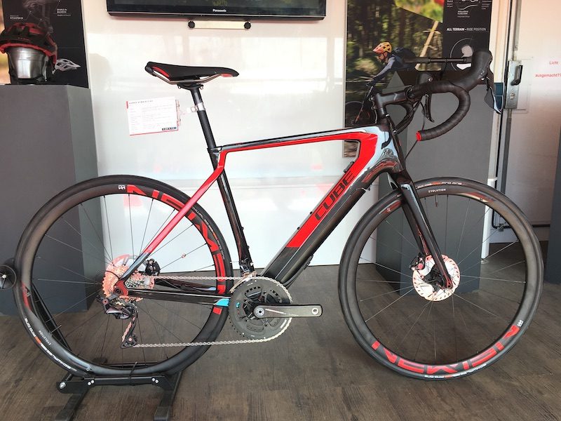 VAE Route Cube Agree Hybrid C :62