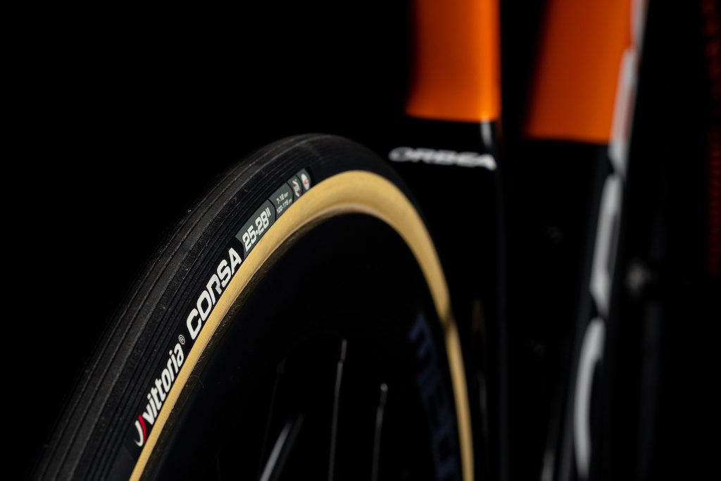 Orbea OMX Fundacion Euskadi boyaux Vittoria Vélos Équipes Pros 2020