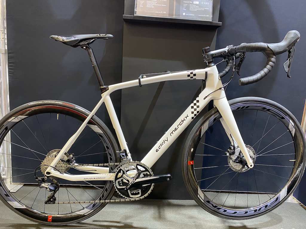 2020 V&eacute;loFollies