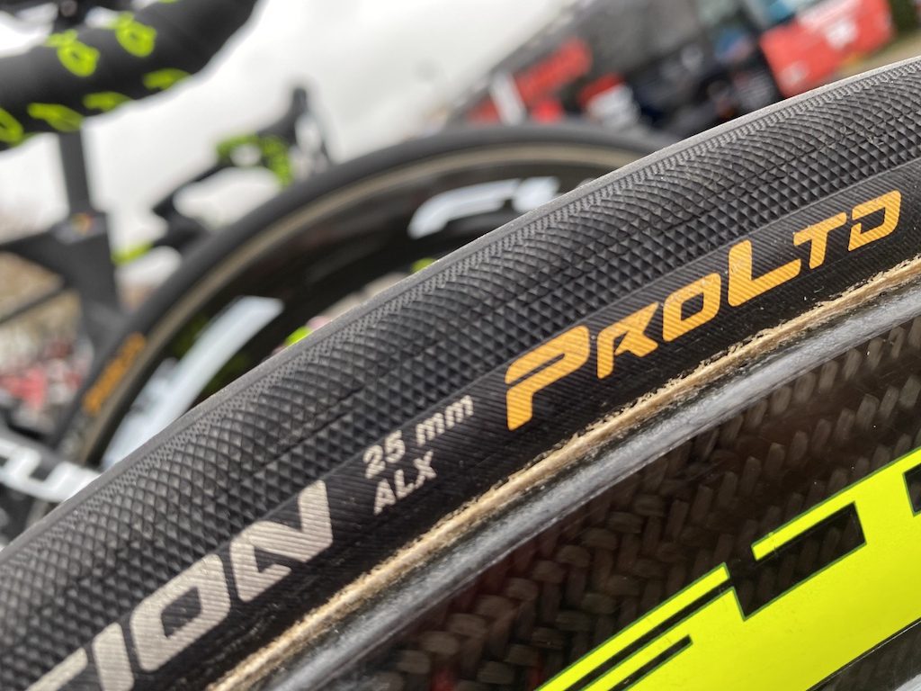 Paris-Nice 2020 Matériel Circus Wanty Gobert