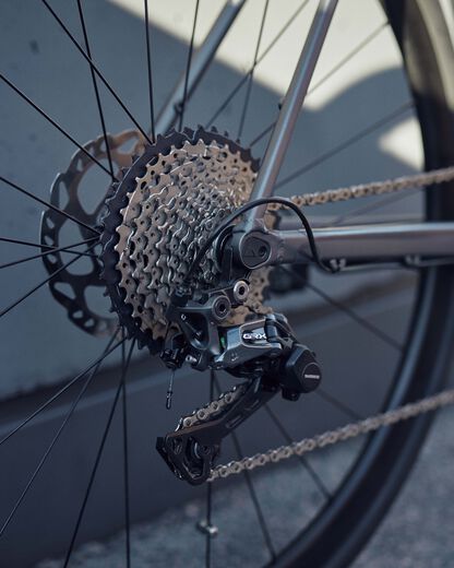 Canyon Endurace:On AL VAE E-Road