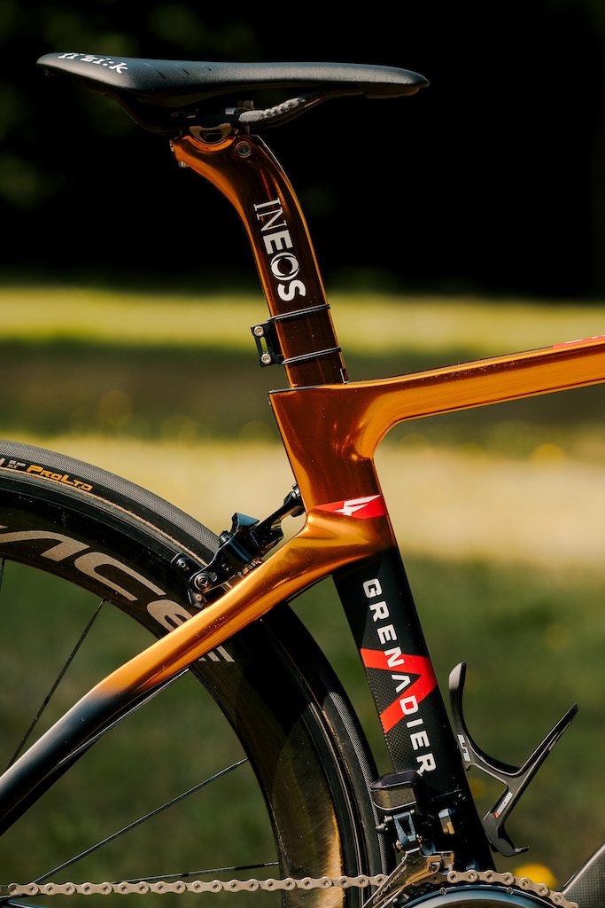 2021 Richard Carapaz Pinarello Dogma F Tokyo Champion olympique